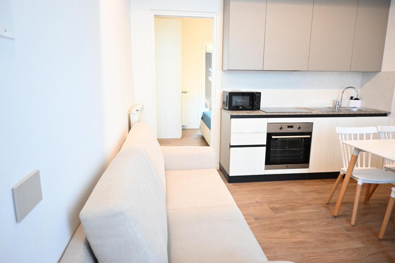 Garofoli Apartments San Giovanni Lupatoto Exteriör bild
